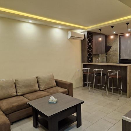 Comfortable Apartment In The Centre Of Yerevan 002 Екстериор снимка